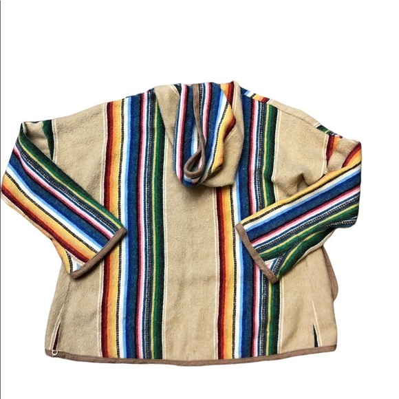 Hooded Poncho Aztec-look Jacket - Picture 10 of 14